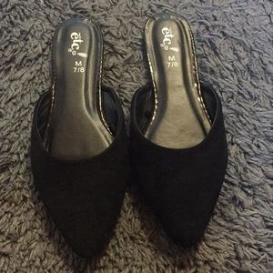 Black Pointed Toe Flats